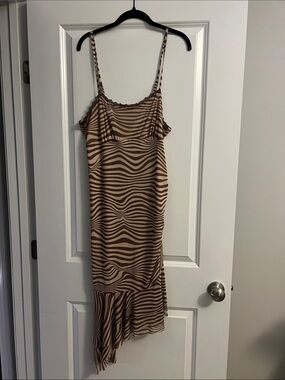 wild fable Brown and Tan Wave-Print Asymmetrical Slip Dress with Ruffle Hem